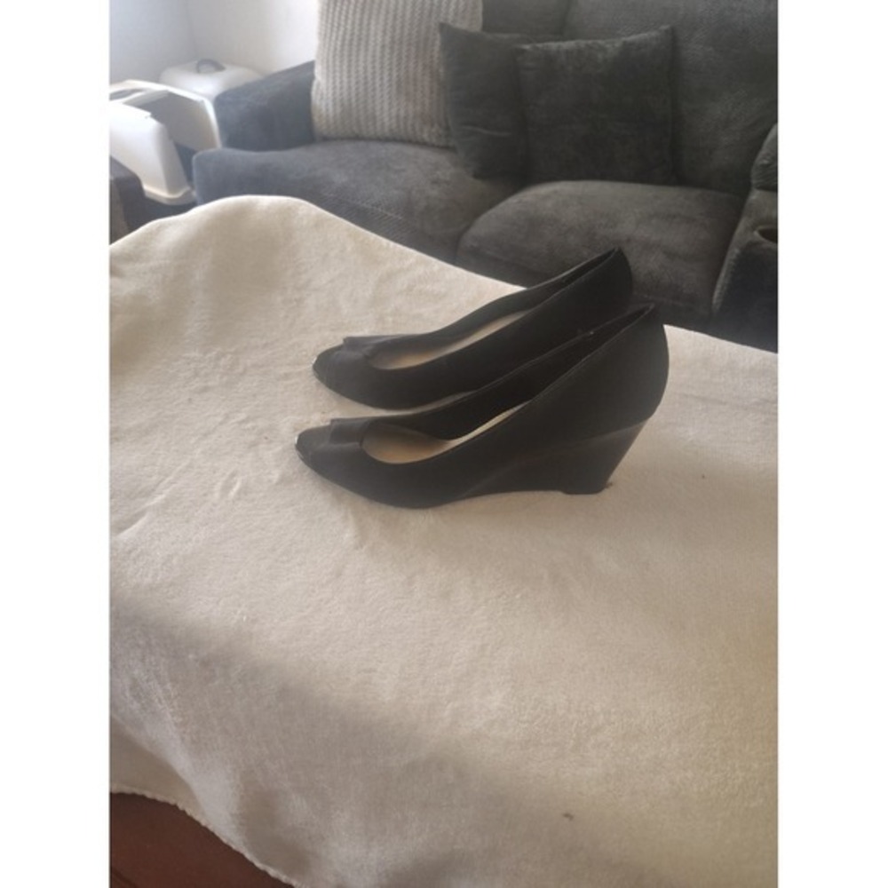 Bandolino Womens Black Peep Toe Wedge Heels‎ Shoes Size